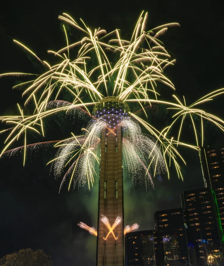 Crown Block New Years Eve Dinner Experience 2026 Reunion Tower