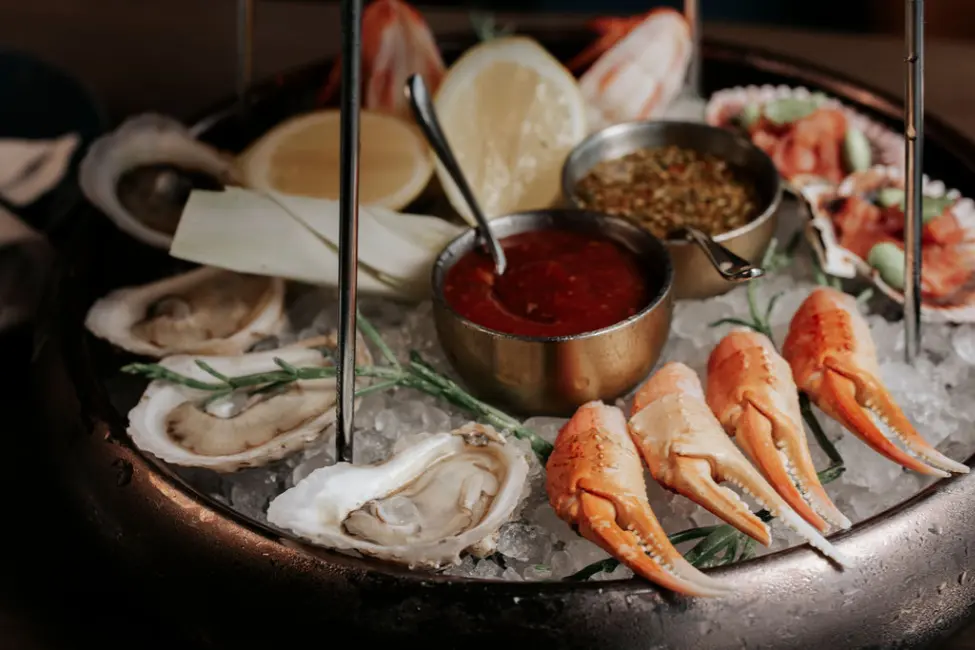 crown block tower hour seafood